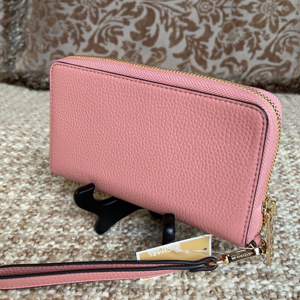 Michael Kors Jet Set Travel LG Flat MF Phone Case - Picture 6 of 16